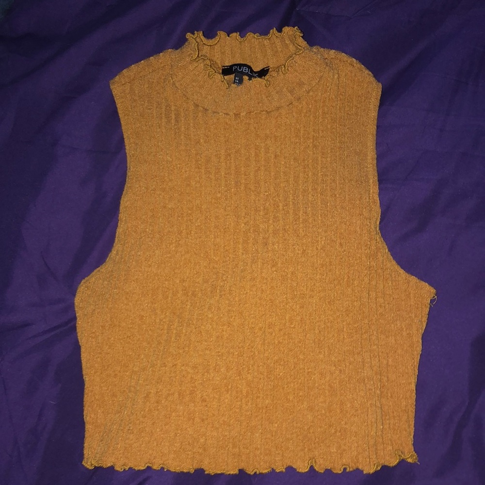Ribbed mustard cropped tank